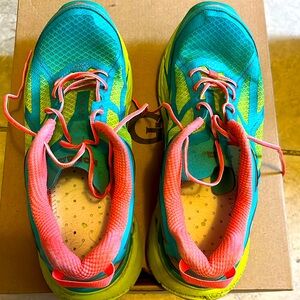 Hoka One One Clinton 5